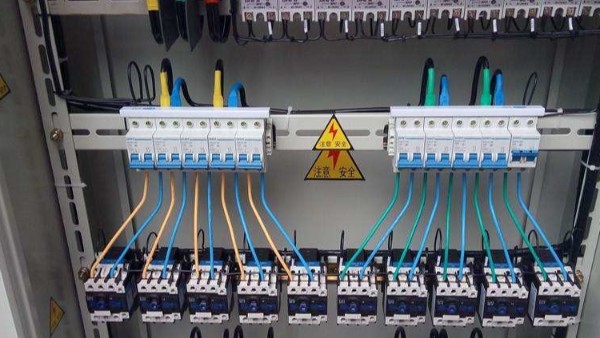 中低壓開關柜【千亞電氣】